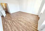 Die leise Seite des Stadtlebens! Kompakte Kleinstwohnung im 3.Stock mit eingereichtem, großen Balkon! U-Bahn um´s Eck! Ruhige Hoflage in 1030 Wien + Schönes Altbauhaus! Nicht zögern!