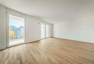 SOFORT EINZIEHEN >> charmante 3-Zimmer Wohnung mit bodentiefen Fenstern und 2 Balkone >> Top Anbindung
