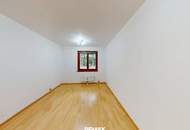 Innenhofseitige 2-Zimmer-Wohnung mit verglaster Loggia in U6-Nähe!