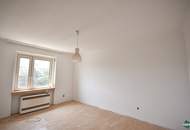 2-Zimmer-Altbau in ruhiger Lage – viel Potenzial zur individuellen Neugestaltung