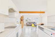 Einzugsbereites Haus mit großer Garage und großem Grundstück