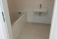 2-Zimmer-Dachterrassenwohnung Erstbezug inkl hochwertiger Küche, Außenfläche und Kellerabteil mit Blick ins Grüne - KLOSTERNEUBURG/ K126 T53