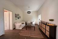 Exklusiv sanierter Vierkanthof mit idyllischem Innenhof und Naturgarten