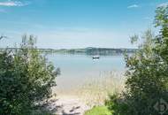 Rarität: Ihr Feriendomizil am Wallersee - mit Bootsgarage und direktem Seezugang