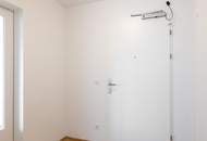 DG-ERSTBEZUG mit ca. 11 m² BALKON/TERRASSE | Nähe Alte Donau | Komplett hofseitig | Fernwärme &amp; Klima | Ideal für Anleger oder Eigennutzer | TG-Stellplatz optional | Nachhaltiges Projekt