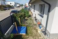 Modernes Einfamilienhaus mit Pool, Terrasse und Nebengebäude in Absdorf
