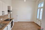 ERSTBEZUG! Schöne, generalsanierte 2 Zimmerwohnung!