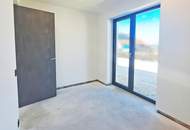 Exklusiver Wohntraum – Neubau-Bungalow mit Pool & Doppelgarage - Erstbezug
