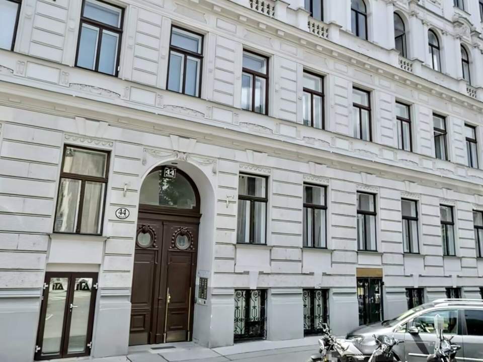 Garantierte Rendite 7,5 % - Büro &amp; Lager in einem repräsentativen, klassischen Gründerzeithaus