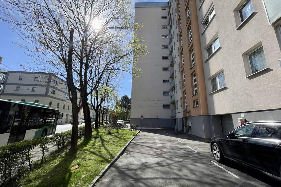 Gepflegte 2,5 Zimmer Wohnung mit Loggia in der Plüddemanngasse - verfügbar ab JULI 25!, Wohnung-kauf, 182.900,€, 8010 Graz(Stadt)