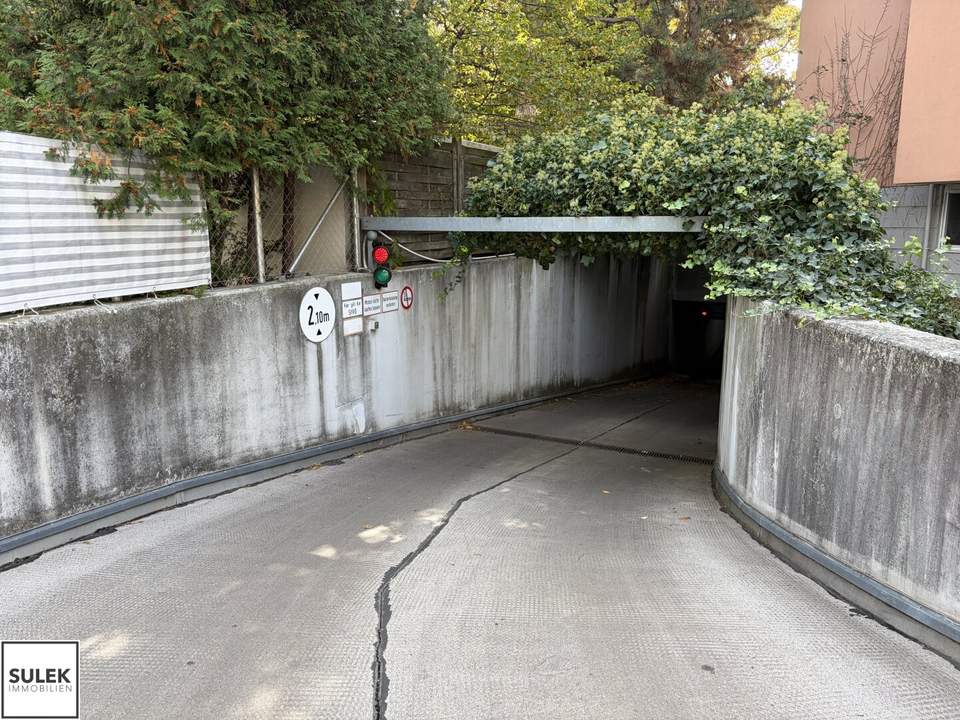 KFZ-Stellplatz in der Daringergasse – Stapelparker mit maximale Höhe: 1,50m