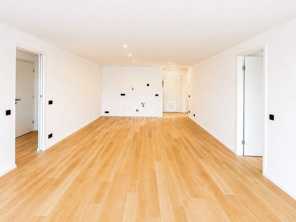 Best Price! Directly at the main train station: Commission-free