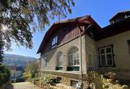 Charmante Jahrhundertwende-Villa auf Südhang im Pressbaumer Zentrum - TEILSANIERT!