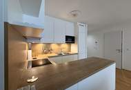 Exklusiv und komplett möblierte 3-Zimmer-Terrassenwohnung für gehob. Ansprüche // Excl. and fully furnished 3-room terr. apt for discerning tastes //