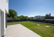 142 m² WOHNFLÄCHE – NEUWERTIG – SOFORT VERFÜGBAR! Luxuriöses Wohnen über zwei Etagen mit Designerküche, Garten und Carport in grüner Ruhelage!