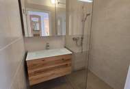 Gepflegte helle 2-Zimmer-Wohnung mit Balkon, Parkplatz, Klimaanlage und Kellerabteil - Mühlgasse