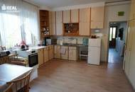 Geräumiges Haus: 7 Zimmer, Garten &amp; Garage