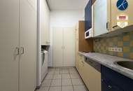 Firmensitz / Betriebsobjekt mit 320m² Büros, 400m² Hallen/Garagen &amp; 750m² Lagerplatz