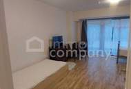 MODERN, URBAN, HELL – Ihr neues und ruhiges Zuhause mit schöner Terrasse im Innenbereich