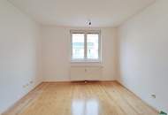 Helle 1,5 Zimmer-Wohnung in ruhiger Seitengasse nächst U4 Braunschweiggasse