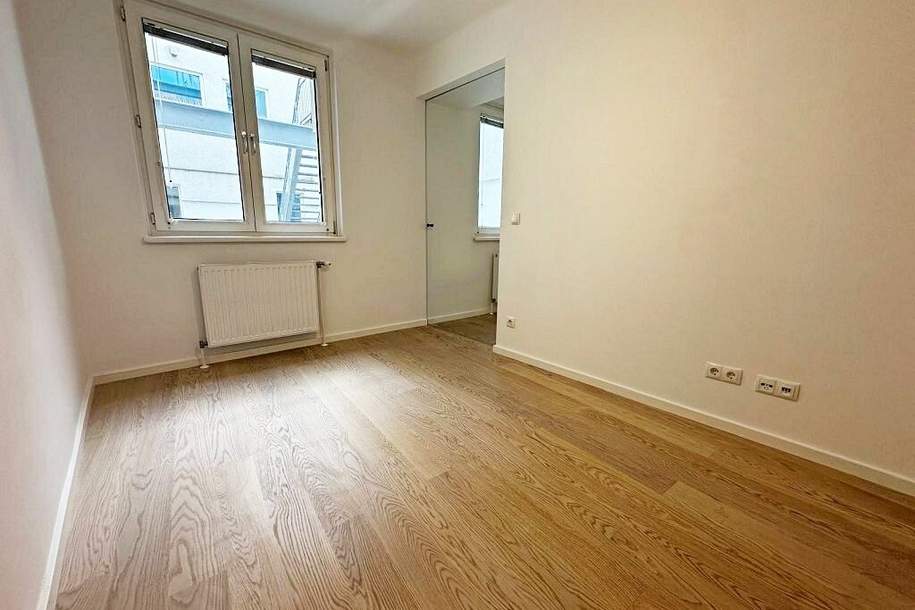 STEPHANSPLATZ-NÄHE, 27 m2 Apartment, 1 Zimmer, Kochnische, Duschbad, Parketten, 8. Liftstock, Rotenturmstraße, Wohnung-miete, 994,49,€, 1010 Wien 1., Innere Stadt