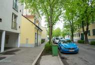 KLEIN UND SMART - DORT WO DIE TRAUBEN HÄNGEN