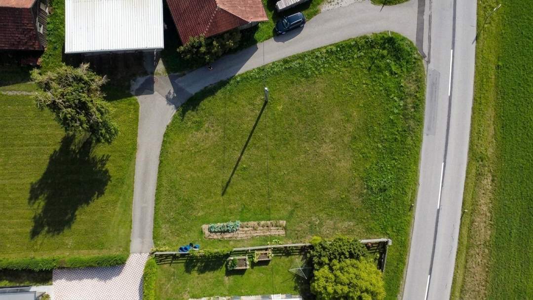 Sonniger Baugrund mit schöner Aussicht &amp; Erweiterungsmöglichkeit in Altenfelden