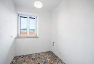 Vielseitige Liegenschaft mit zwei Wohnhäusern, Wirtschaftsgebäuden, Nutzflächen und Wald