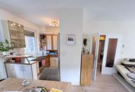 Neuwertig. Komfortabel. Mit Balkon. Mit privatem Patio. Im Zentrum.