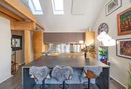 Fichtlgut Koppl: Galeriewohnung mit ca. 350 m² – zwei Einheiten, drei Stellplätze, Wohnraum mit Geschichte