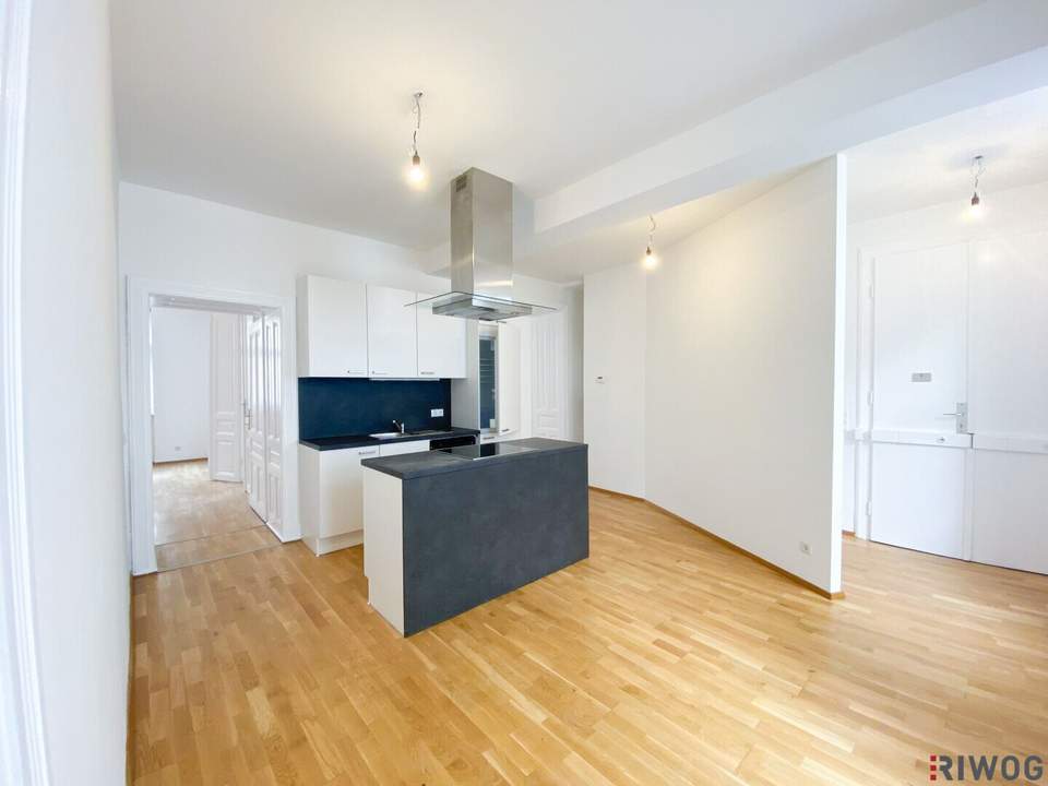 Traumhaft sanierter Altbau mit 2 x Freiflächen | 5 Min. zur U6 Michelbeuern | Balkon und Extra Terrasse in den Innenhof | 12 Min. in die Innenstadt