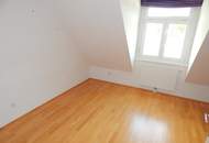 Wohntraum mit großer Dachterrasse und Garage in Grün- Ruhelage