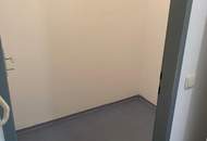 PERFEKT GESCHNITTENER SINGLEIHIT "MIT KÜCHE"