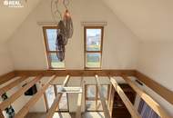 Perfekt für Wohnen, Ordination, Vermietung oder Generationenwohnen. Drei Einheiten - zwei Häuser - ein durchdachtes Lebenskonzept.