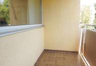 Großzügige 3 Zimmer Wohnung mit Blick ins Grüne