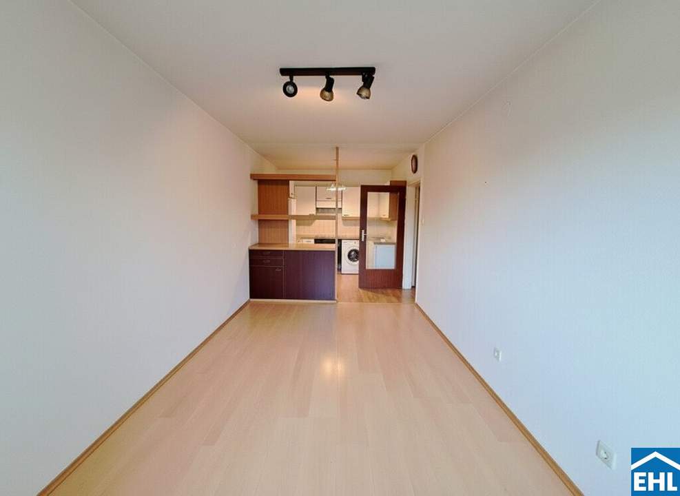 Neubauwohnung in U-Bahn-Nähe: 3-Zimmer-Wohnung mit Entwicklungspotenzial