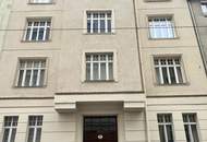 1080 Traumwohnung! Tolle 5-Zimmer DG Wohnung mit Balkon! Unbefristet und ab September 2025!
