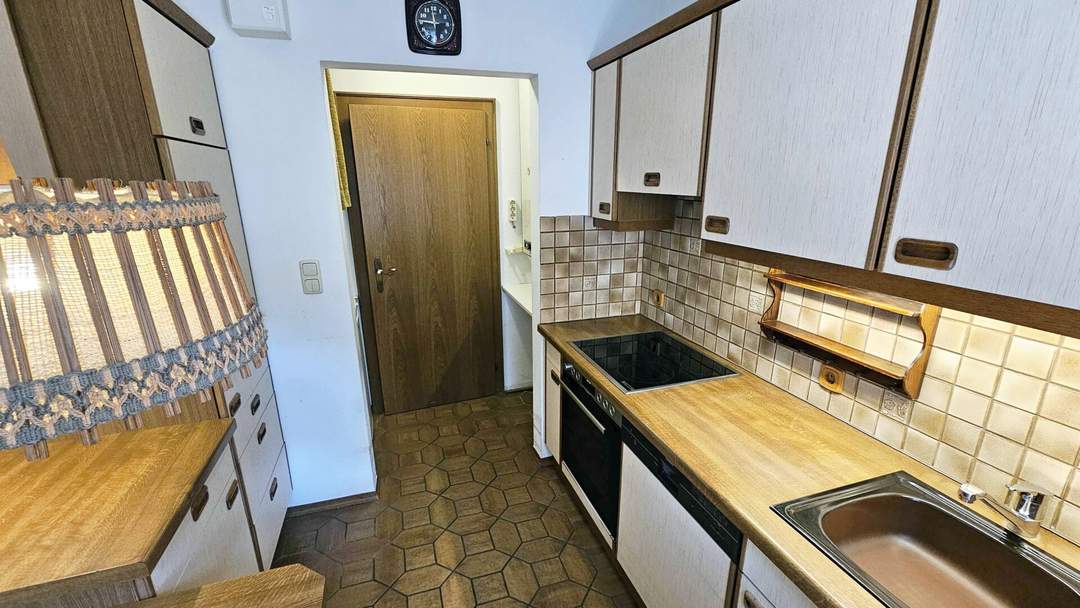 Schöne Wohnung mit Stellplatz, Zentrum Kufstein