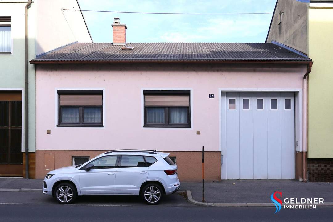 Bauernhaus mit Rollstuhl-Lift, Nebengebäuden und großem Grundstück inmitten der Gemeinde Stoob