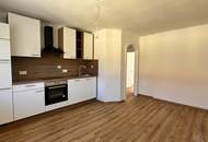 Schöne helle, neu sanierte 3-Zimmer Wohnung in der Friedhofgasse 9 ~