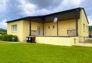 Freistehender Bungalow auf großem Grundstück!