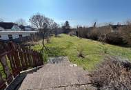 Mehr Raum, mehr Möglichkeiten - vielseitiges Zweifamilienhaus mit Gartenidylle!