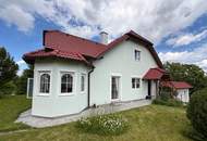 Landsitz in unmittelbarer Nähe zu Steyr mit großem Garten, Pool, Doppelgarage und Carport