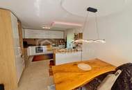 Top Rendite: Vollsaniertes Zinshaus ! 4 gut vermietete Wohnungen ! Zusätzlich ca 650m² Baugrund !