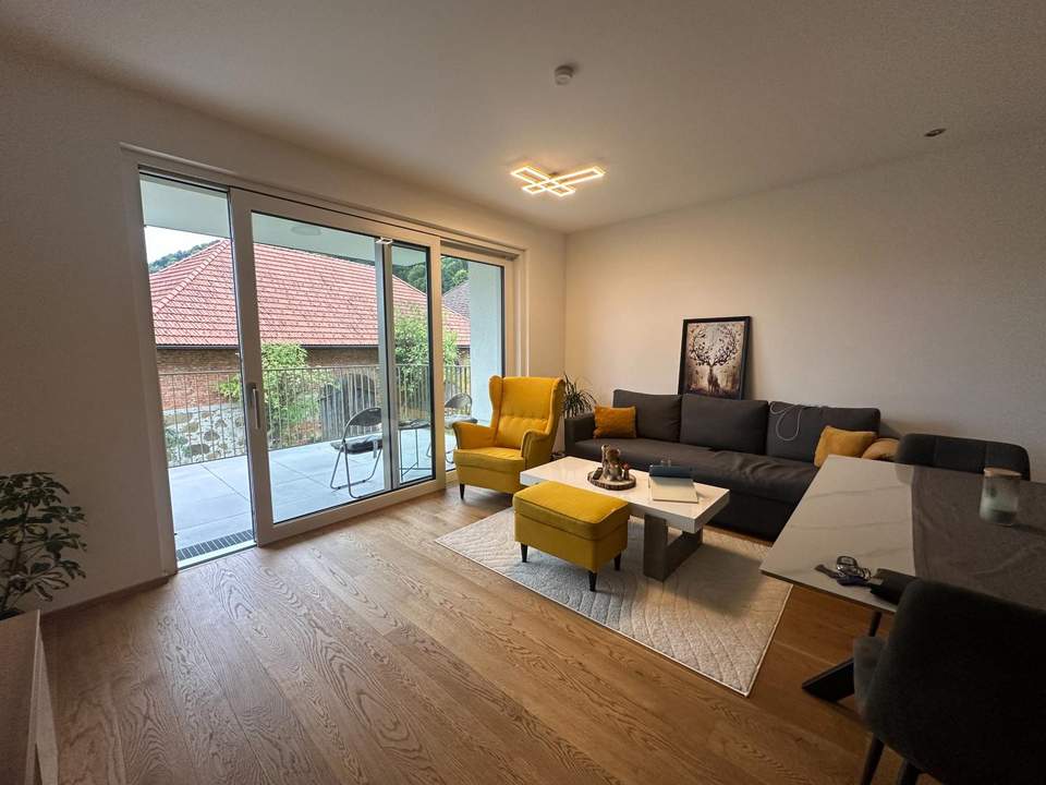 vermietete Anlegerwohnung 2-Zimmer-Wohnung - Top 8 provisionsfrei