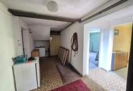 OPEN HOUSE! Bezugsfertiges Wohnhaus mit nettem Innenhofgarten und Terrasse