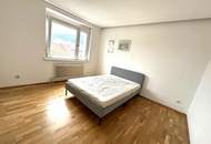 ***Lichtdurchflutete, schöne 2,5 Zimmer-Wohnung in Zentrumsnähe***