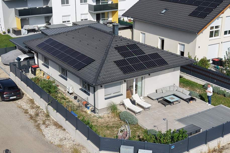 Modernes Einfamilienhaus mit Pool, Terrasse und separatem Nebengebäude mit Küche in Absdorf, Haus-miete, 1.990,00,€, 3462 Tulln