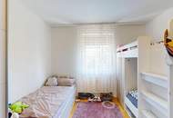Wow-Faktor garantiert: Komplett sanierte 3-Zimmer-Wohnung mit Balkon &amp; TG!