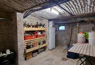 "IN KAUFABWICKLUNG!" SEHR GERÄUMIGES EIN-ZWEIFAMILIENHAUS MIT STIL IN SONNIGER LAGE